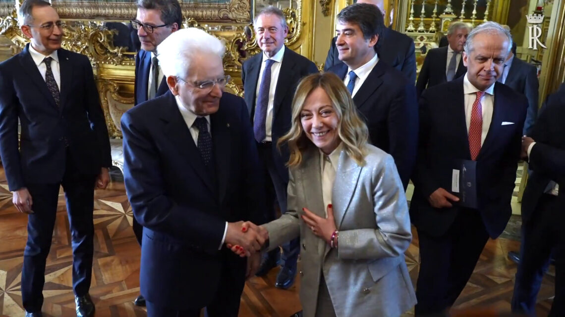 Mattarella incontra il Governo in vista del Consiglio Europeo Mattarella incontra il Governo in vista del Consiglio Europeo