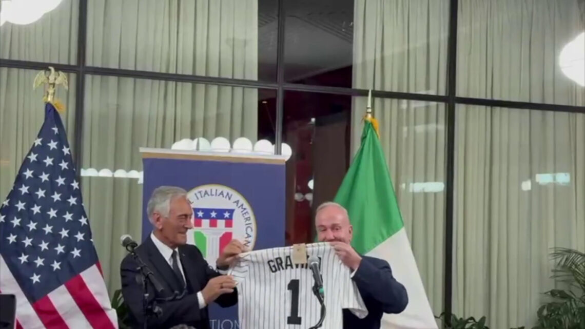 La comunità italiana a New York abbraccia gli Azzurri La comunità italiana a New York abbraccia gli Azzurri