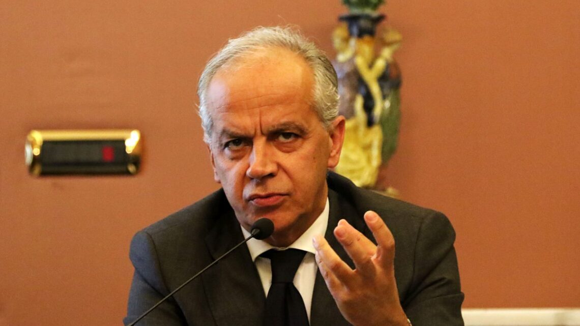 Migranti, Piantedosi “Problema è sostenibilità, servono regole”