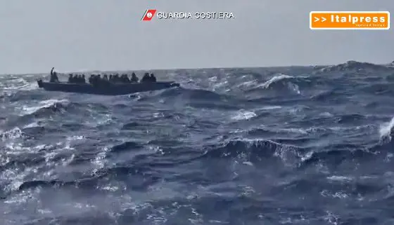 Nuovo naufragio di migranti, 9 vittime e 15 dispersi Nuovo naufragio di migranti, 9 vittime e 15 dispersi