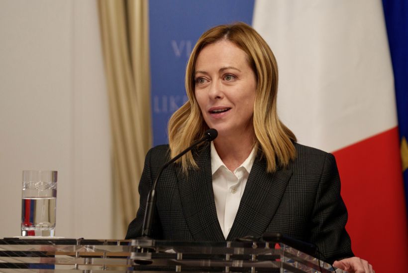 Lavoro, Meloni “Riduzione oneri per nuovi assunti per 2 anni” Lavoro, Meloni “Riduzione oneri per nuovi assunti per 2 anni”