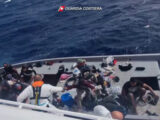 Salvati dalla Guardia Costiera 37 migranti al largo di Lampedusa