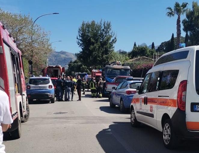 Cinque operai morti intossicati nel Palermitano, grave un sesto Cinque operai morti intossicati nel Palermitano, grave un sesto