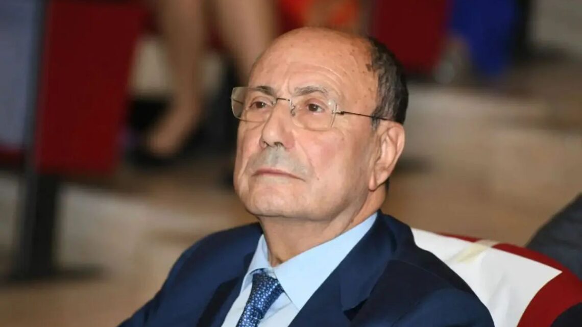 Siccità, Schifani “Uffici al lavoro per contributo aziende zootecniche” Siccità, Schifani “Uffici al lavoro per contributo aziende zootecniche”