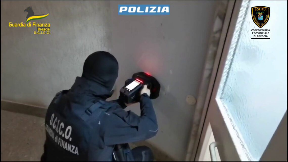 Patenti facili, 4 misure cautelari e 60 indagati Patenti facili, 4 misure cautelari e 60 indagati