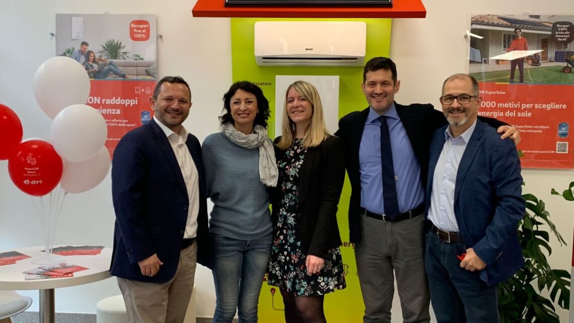 E.ON inaugura un nuovo punto a Monza e supporta la Marcia “Formula Uno” E.ON inaugura un nuovo punto a Monza e supporta la Marcia “Formula Uno”
