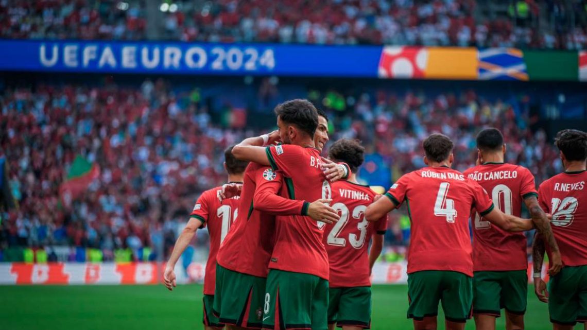 Portogallo agli ottavi da prima del girone, Turchia ko 3-0 Portogallo agli ottavi da prima del girone, Turchia ko 3-0
