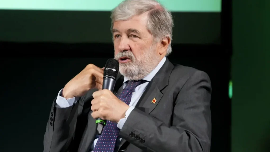 Bucci “Nessun ritardo sulla diga foranea di Genova” Bucci “Nessun ritardo sulla diga foranea di Genova”