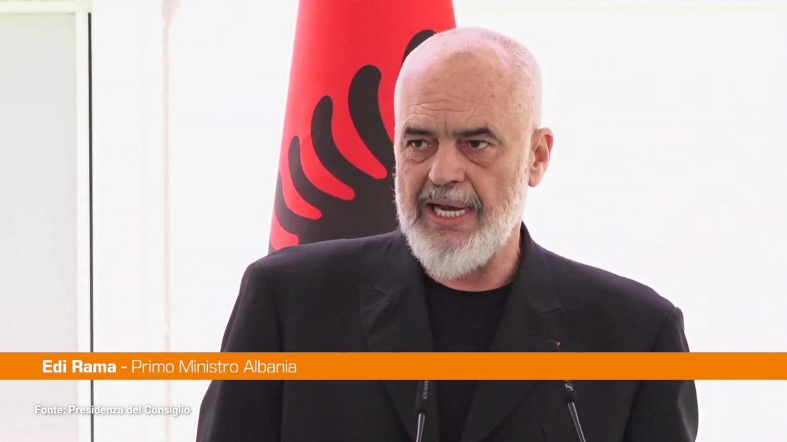 Rama “Fango su Albania per attaccare accordo con Italia” Rama “Fango su Albania per attaccare accordo con Italia”