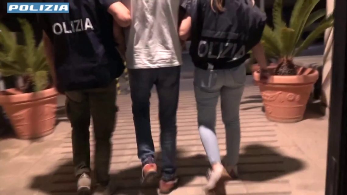 Tentarono di uccidere un ex collaboratore di giustizia, tre fermi Tentarono di uccidere un ex collaboratore di giustizia, tre fermi