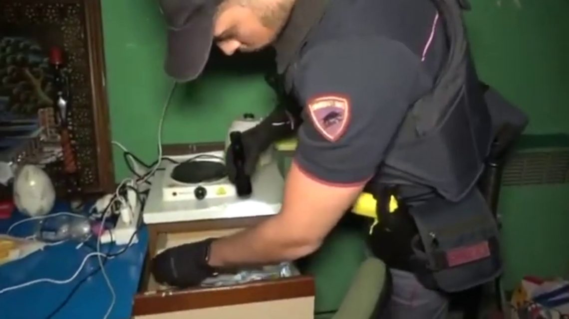 Verona, cinque arresti per un violento pestaggio ai danni di un 26enne Verona, cinque arresti per un violento pestaggio ai danni di un 26enne