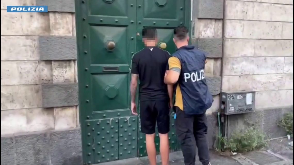 Colpi di pistola in un luogo abitato, quattro arresti a Catania Colpi di pistola in un luogo abitato, quattro arresti a Catania