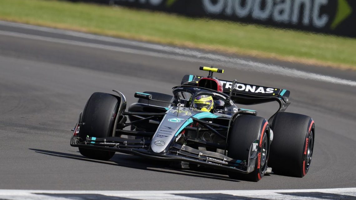 Hamilton torna a ruggire a Silverstone, deludono le Ferrari Hamilton torna a ruggire a Silverstone, deludono le Ferrari