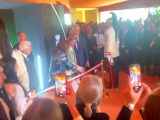 Il taglio del nastro per l’inaugurazione di Casa Italia a Parigi