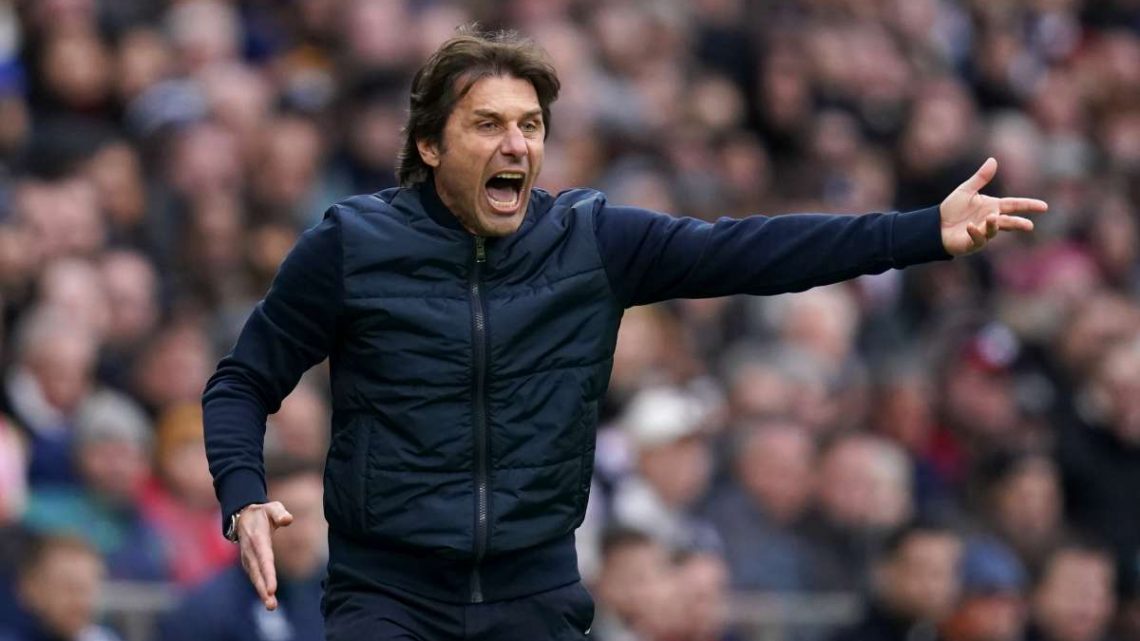 Conte “Napoli è in ricostruzione, prepariamoci a soffrire” Conte “Napoli è in ricostruzione, prepariamoci a soffrire”