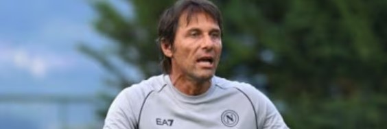 Napoli, prima conferenza di Conte dura e critica “annata complicata” serve unione