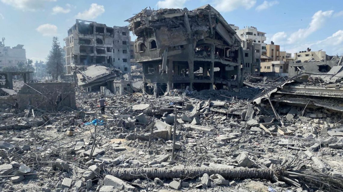Raid notturni su Gaza, una decina di vittime civili palestinesi Raid notturni su Gaza, una decina di vittime civili palestinesi