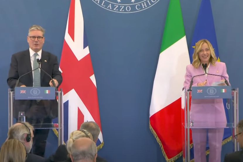 Migranti, Meloni “Con Starmer obiettivo lotta a traffico essere umani” Migranti, Meloni “Con Starmer obiettivo lotta a traffico essere umani”