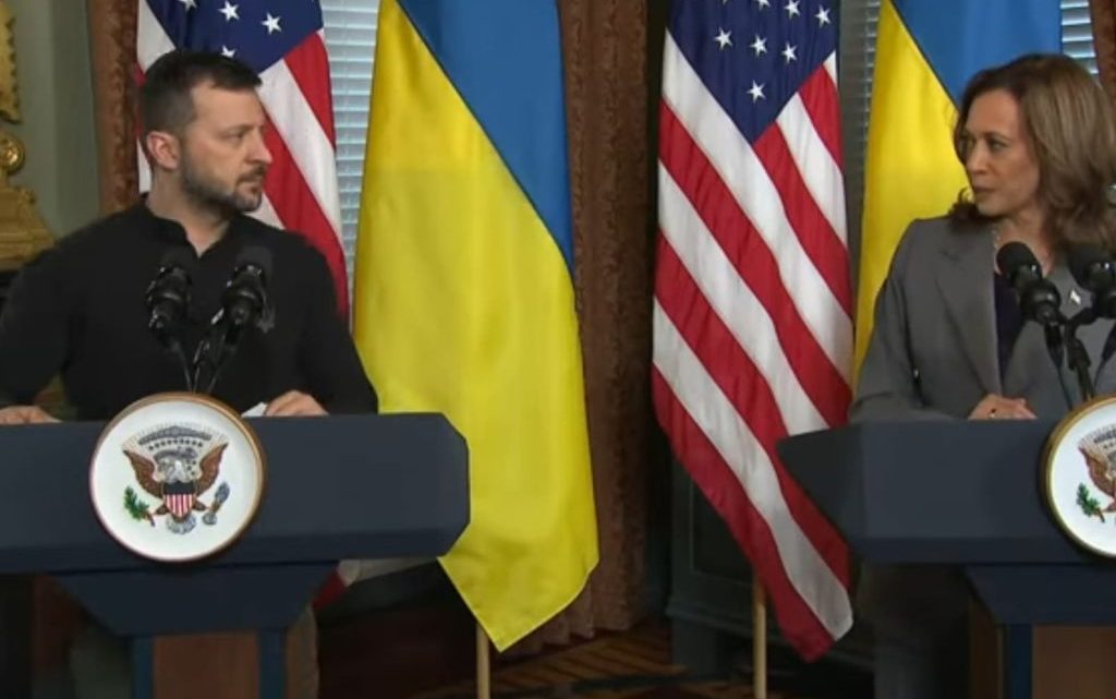 Zelensky a Washington tra nuovi aiuti militari e contrasti con Trump Zelensky a Washington tra nuovi aiuti militari e contrasti con Trump