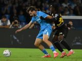 Il Napoli batte 2-0 il Monza e vola in testa