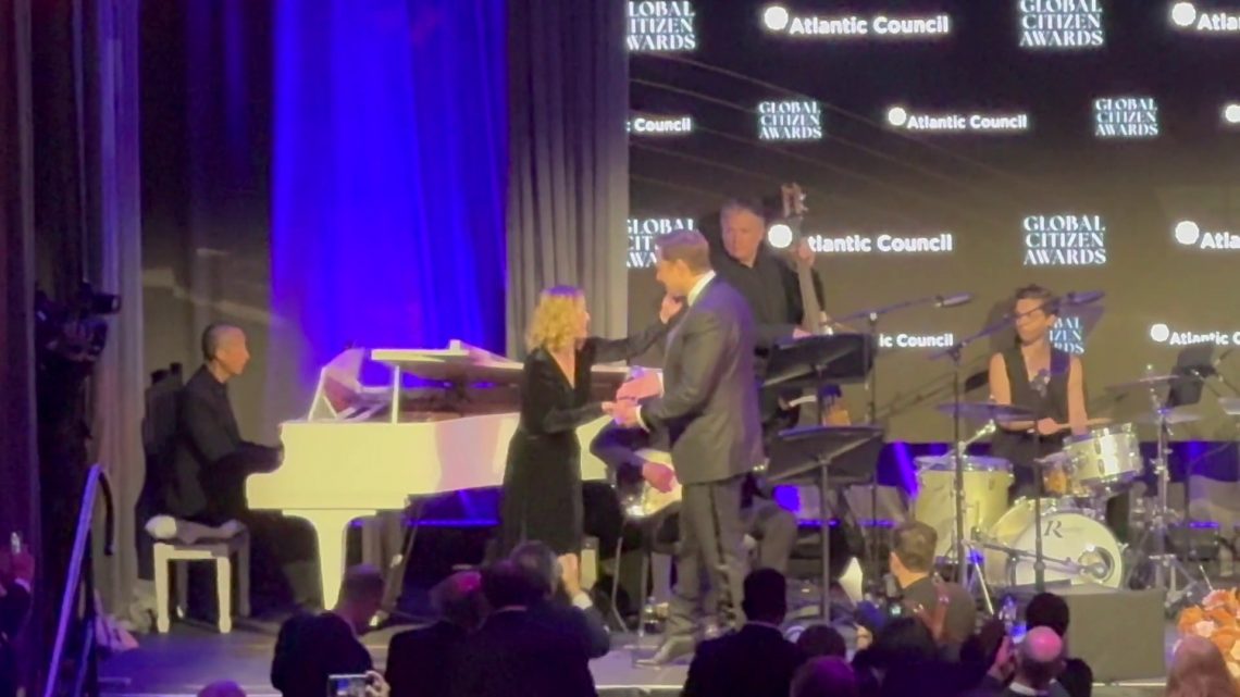 Musk premia Meloni, “L’ammiro, lavoro incredibile come premier” Musk premia Meloni, “L’ammiro, lavoro incredibile come premier”