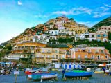 Procida, l’isola senza eccessi ma piena di fascino: è la patria del turismo lento