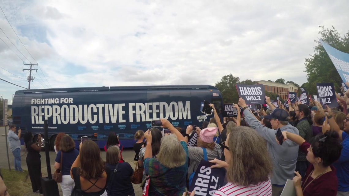 Usa 2024, il tour Harris-Walz approda in Virginia Usa 2024, il tour Harris-Walz approda in Virginia