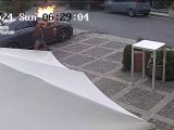 Danno fuoco a due auto a Castellammare del Golfo, le immagini