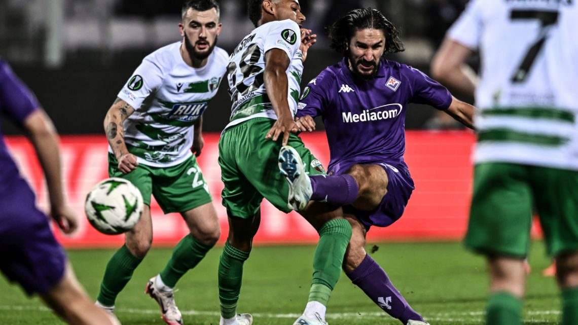 La Fiorentina fatica, ma piega 2-0 i campioni del Galles La Fiorentina fatica, ma piega 2-0 i campioni del Galles