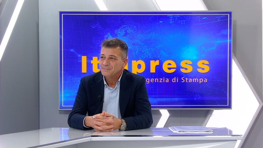 Lombardia, Ersaf “Migliora stato boschi, ma biodiversità a rischio” Lombardia, Ersaf “Migliora stato boschi, ma biodiversità a rischio”