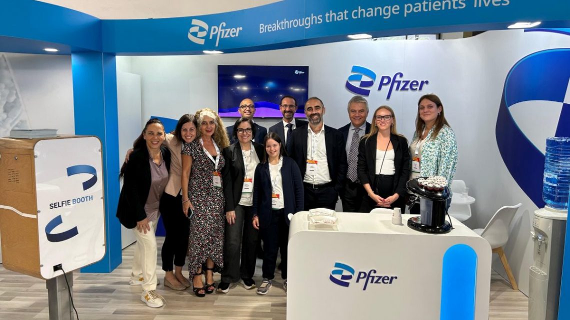 Si rinnova la partnership tra Pfizer e cooperativa Vite Vere Down Dadi Si rinnova la partnership tra Pfizer e cooperativa Vite Vere Down Dadi