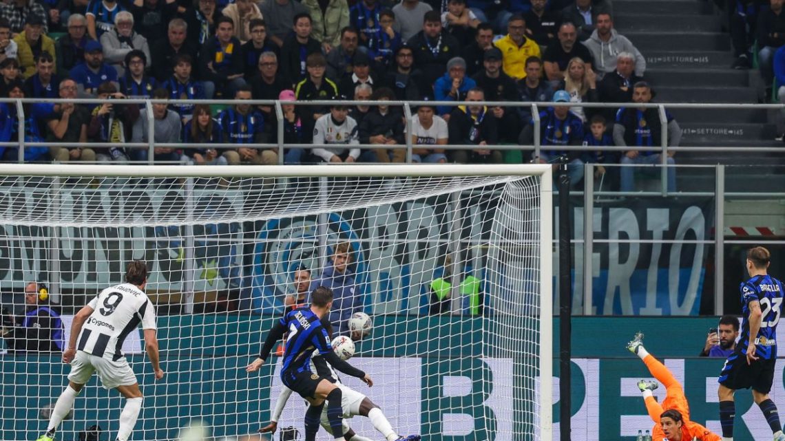 Inter-Juventus show a San Siro, finisce 4-4 Inter-Juventus show a San Siro, finisce 4-4
