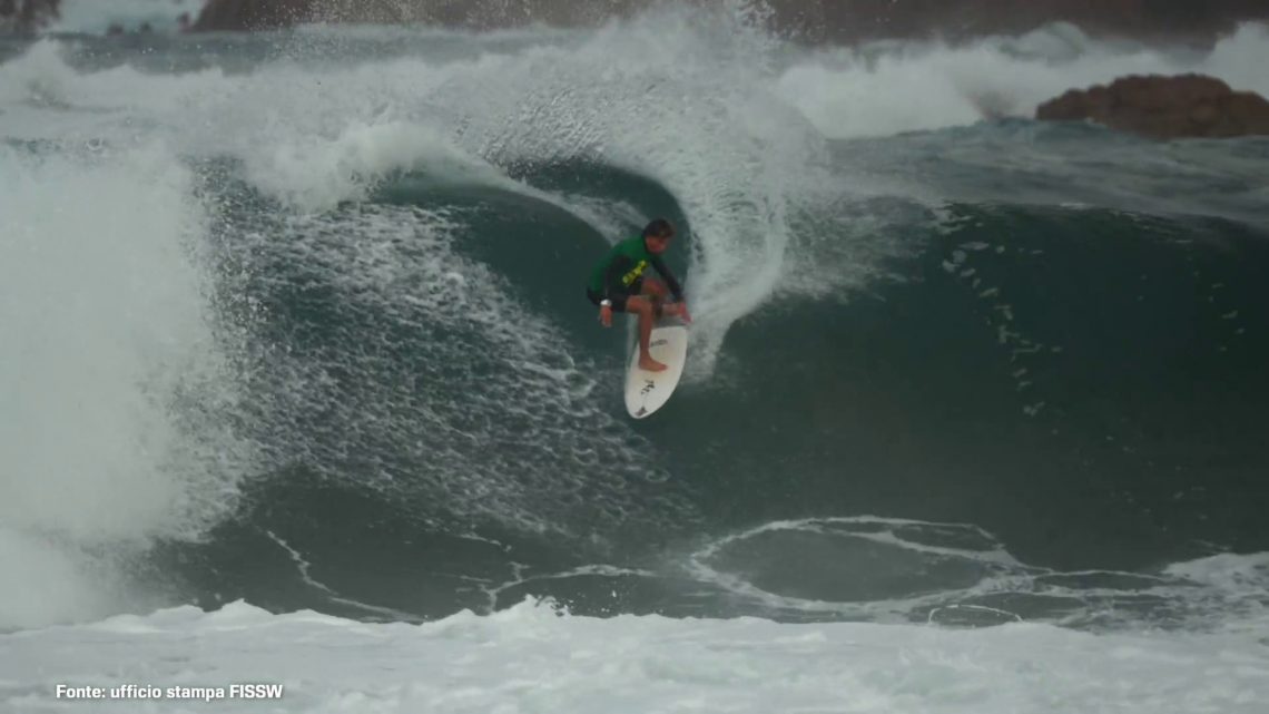 Backhaus e Cipolloni campioni italiani di surf da onda Backhaus e Cipolloni campioni italiani di surf da onda