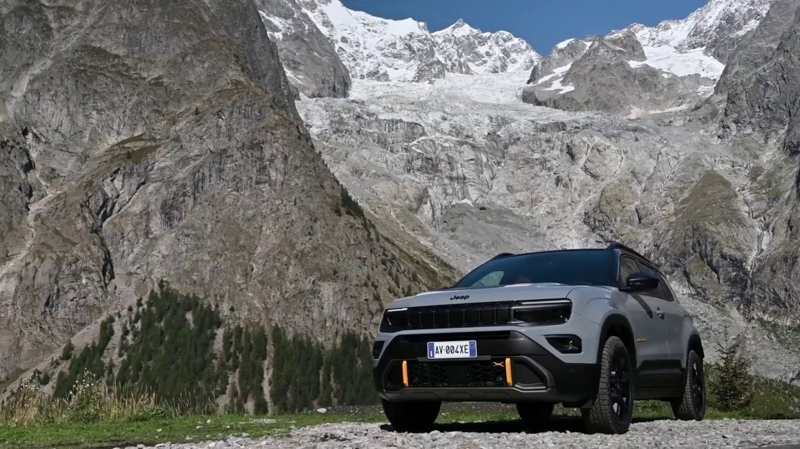 4xe e The North Face Edition, nuove sfide per la Jeep Avenger 4xe e The North Face Edition, nuove sfide per la Jeep Avenger