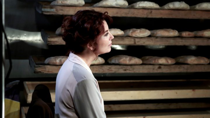 Arriva in sala “Come ogni mattina” con Vanessa Gravina e Leandro Amato, scritto e diretto da Claudio Rossi Massimi. Una storia fatta di cuore, empatia e complicità.