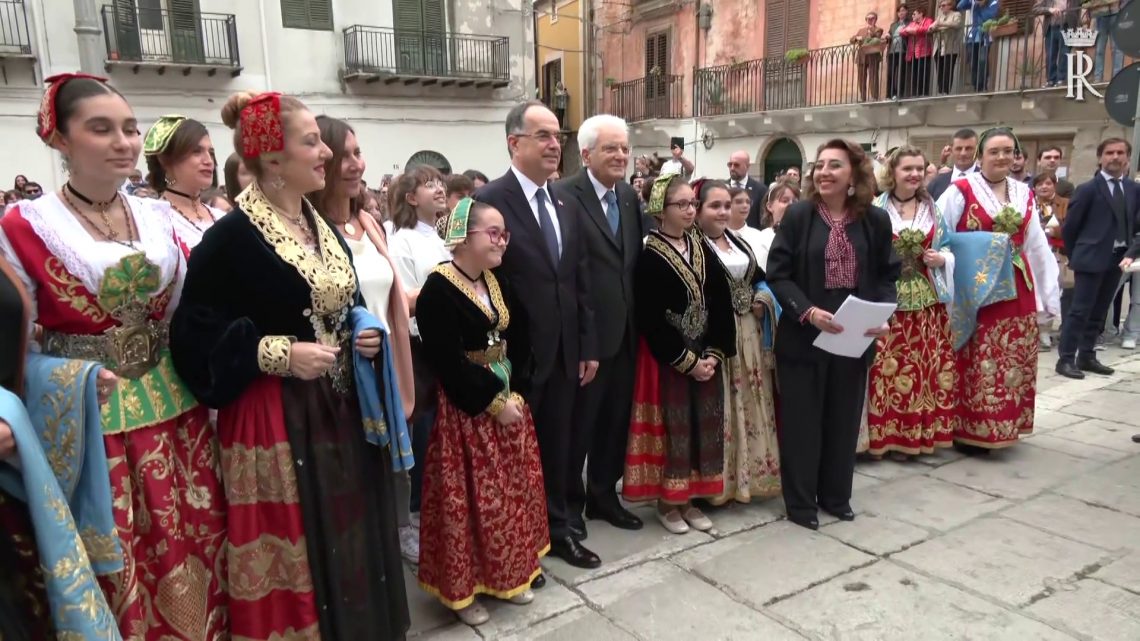 Mattarella e Begaj a Piana degli Albanesi Mattarella e Begaj a Piana degli Albanesi
