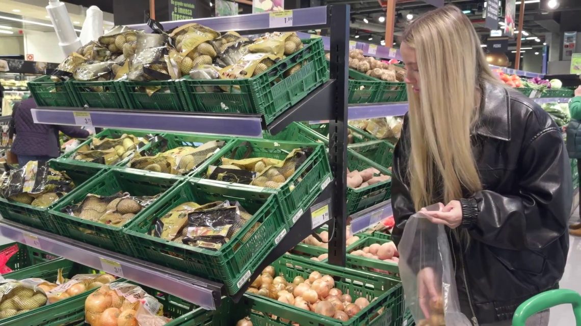 Consumi in calo, il Sud cresce più del Nord ma il divario resta ampio Consumi in calo, il Sud cresce più del Nord ma il divario resta ampio