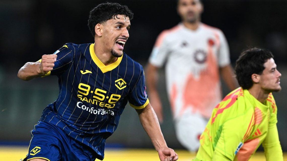 La Roma sconfitta a Verona, vince l’Hellas 3-2 La Roma sconfitta a Verona, vince l’Hellas 3-2