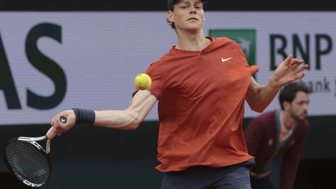Sinner domina Ruud e vola all’ultimo atto delle Atp Finals Sinner domina Ruud e vola all’ultimo atto delle Atp Finals