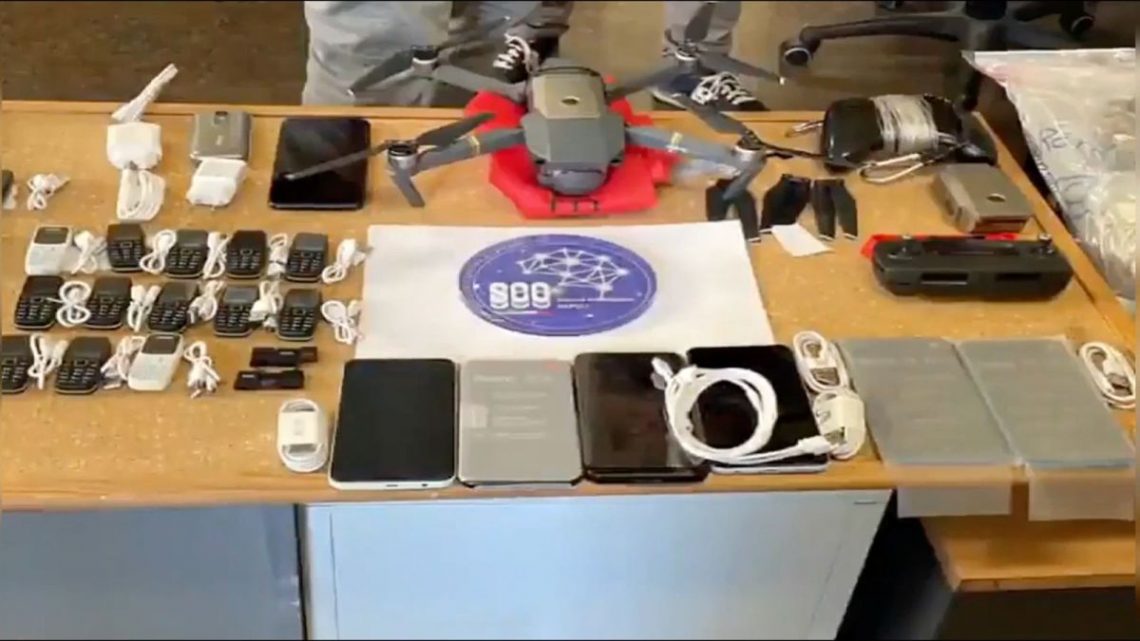 Droga e cellulari a detenuti a Napoli usando dei droni, 12 arrestati Droga e cellulari a detenuti a Napoli usando dei droni, 12 arrestati