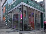 A Milano il nuovo spazio esperienziale Amazon Black Friday Universe