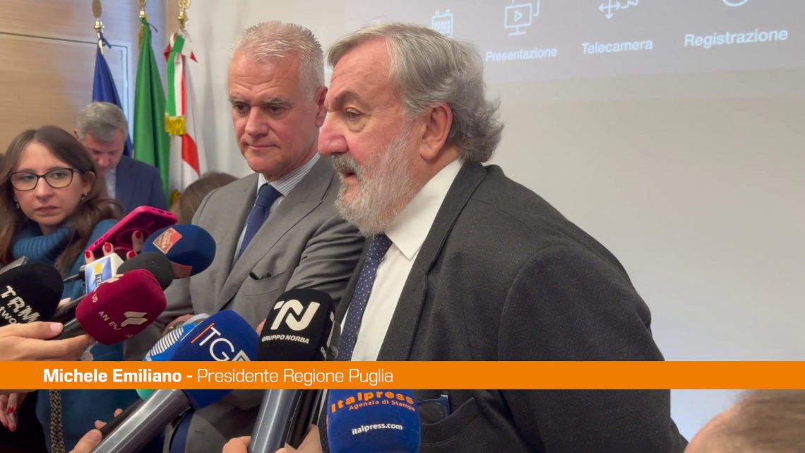 Emiliano “La Pubblica Ammistrazione della Puglia è moderna” Emiliano “La Pubblica Ammistrazione della Puglia è moderna”