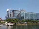 La Commissione Ue approva la manovra italiana
