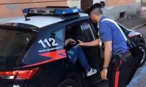 Napoli: arrestati, ma con il braccialetto