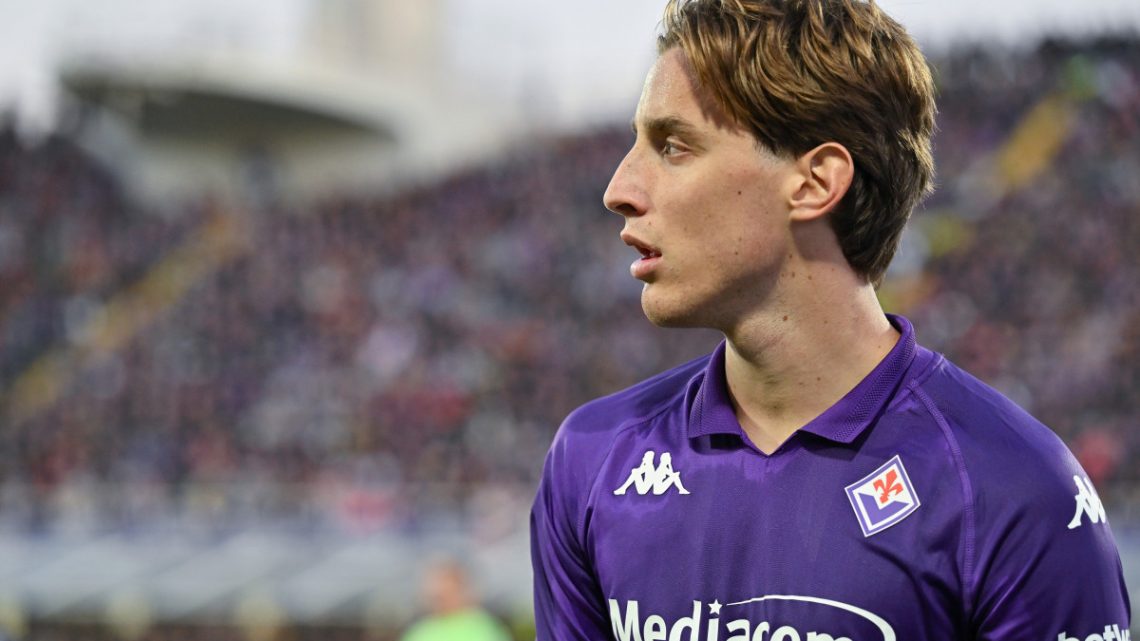 Malore in campo per Bove, Fiorentina-Inter sospesa Malore in campo per Bove, Fiorentina-Inter sospesa