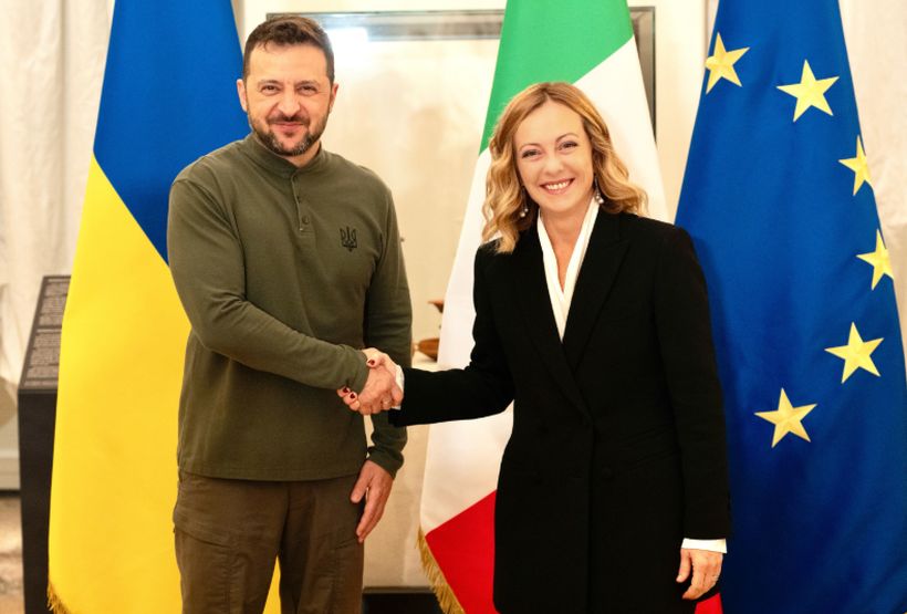Meloni ribadisce a Zelensky sostegno italiano per una pace giusta Meloni ribadisce a Zelensky sostegno italiano per una pace giusta