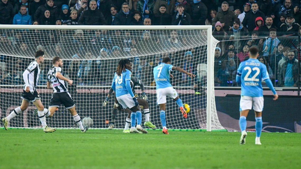 Thauvin illude l’Udinese, il Napoli vince 3-1 in rimonta Thauvin illude l’Udinese, il Napoli vince 3-1 in rimonta