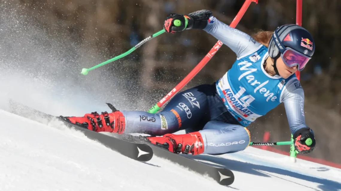 Goggia seconda a Beaver Creek al rientro in Coppa del Mondo Goggia seconda a Beaver Creek al rientro in Coppa del Mondo