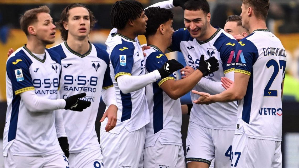 Il Verona rialza la testa ed espugna Parma Il Verona rialza la testa ed espugna Parma