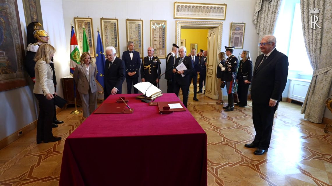 Governo, il neo ministro Foti giura al Quirinale Governo, il neo ministro Foti giura al Quirinale
